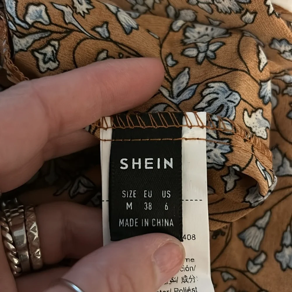 Floral Brown Maxi Dress - Picture 5 of 5